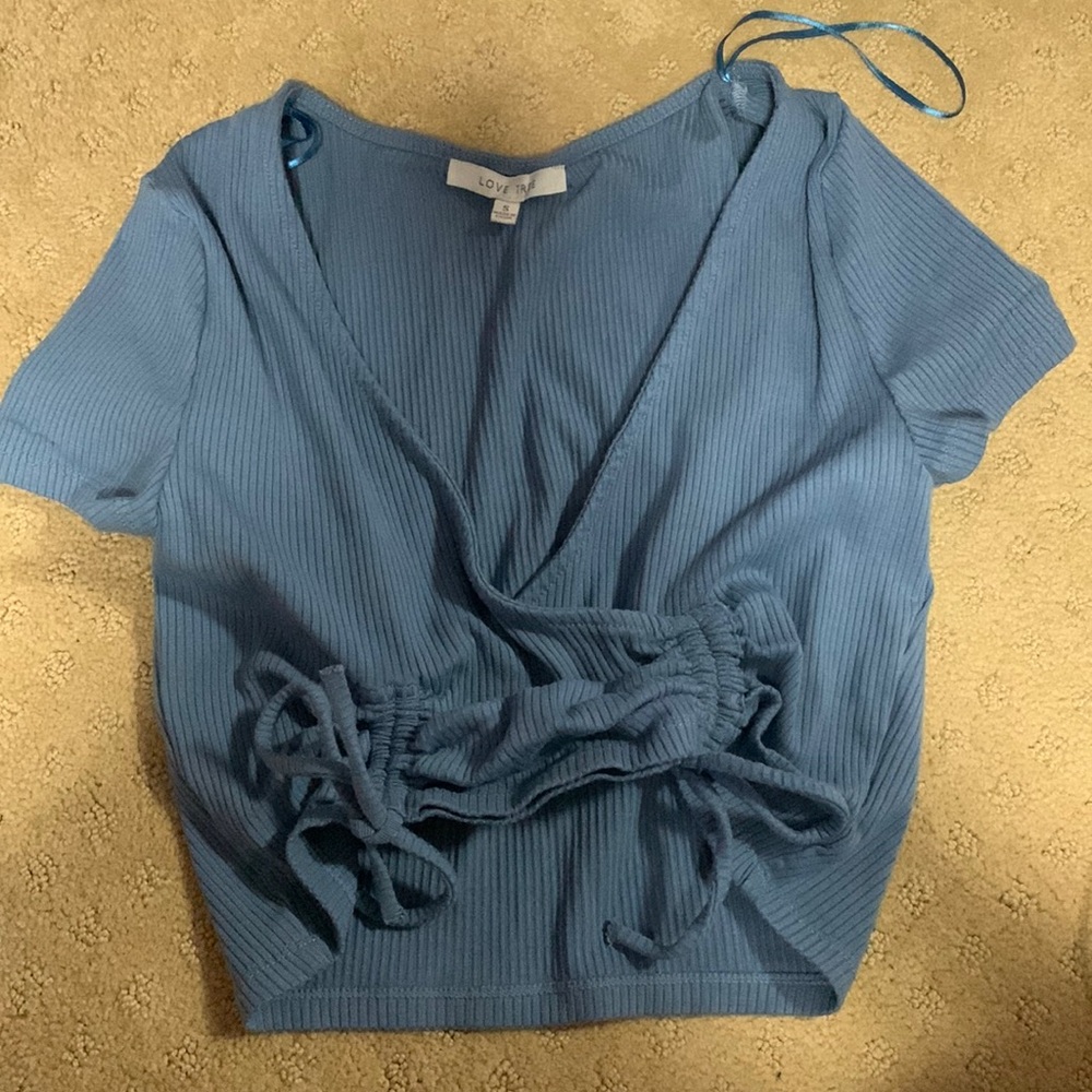 Blue Wrap/ Scrunch top!